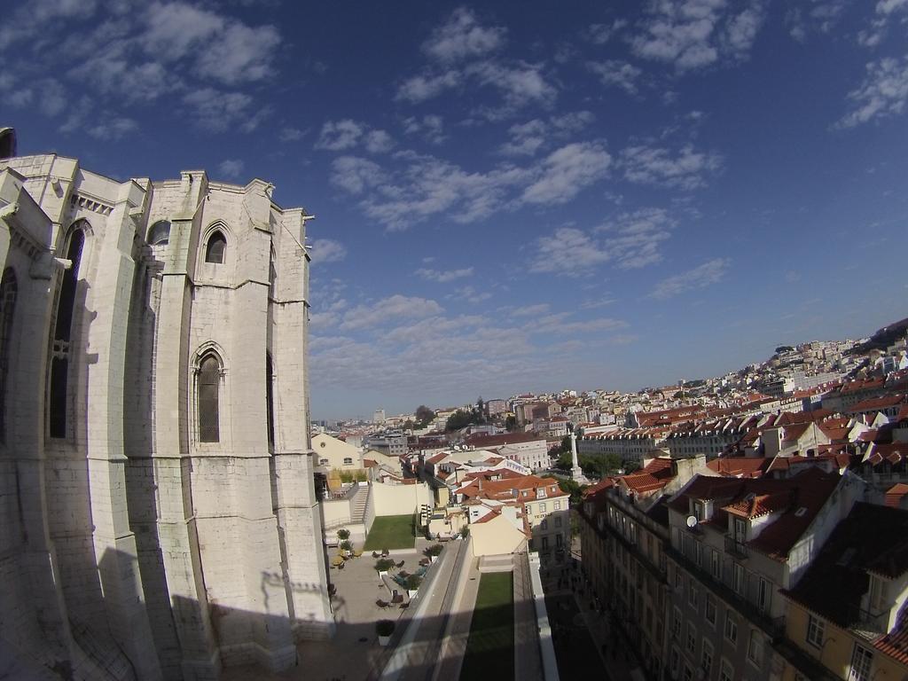 Window To Ii * Lisboa